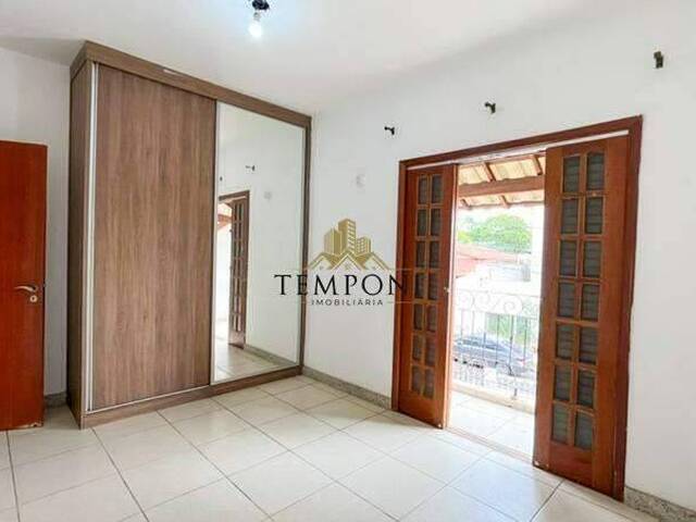 Casa para Venda em Belo Horizonte - 2