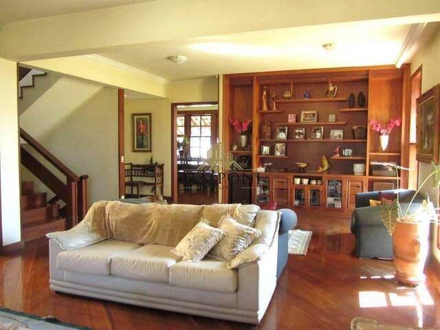 Casa para Venda em Belo Horizonte - 2