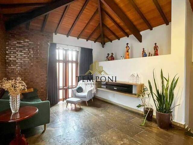 Casa para Venda em Belo Horizonte - 2