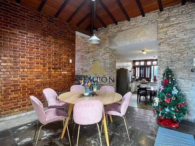 Casa para Venda em Belo Horizonte - 3