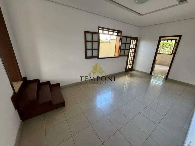 Casa para Venda em Belo Horizonte - 2