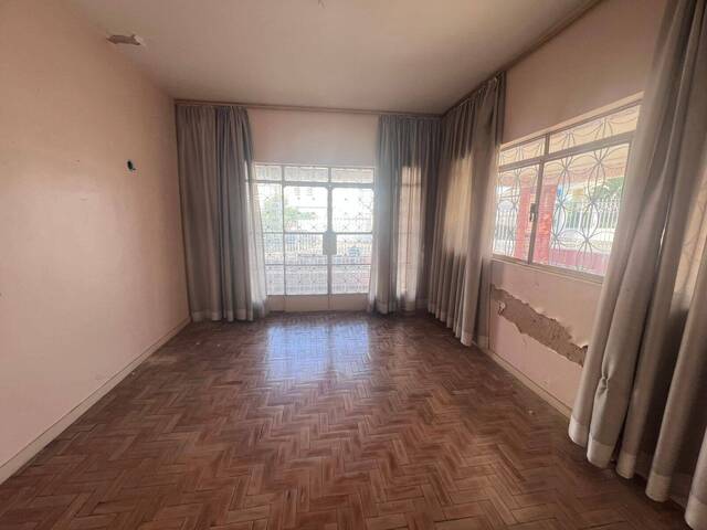 #990 - Casa para Venda em Belo Horizonte - MG - 1