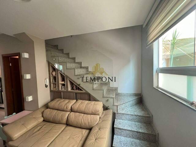 Casa para Venda em Belo Horizonte - 2