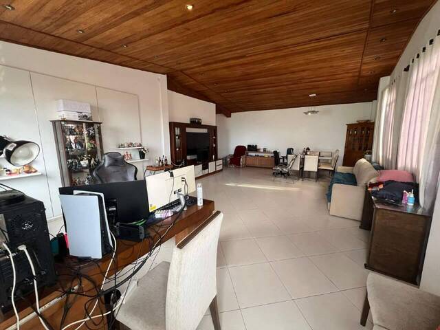 #2012 - Casa para Venda em Belo Horizonte - MG - 1