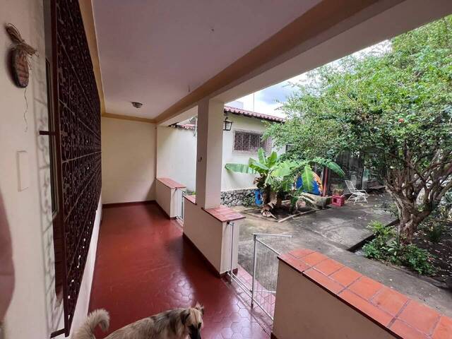 Casa para Venda em Belo Horizonte - 4