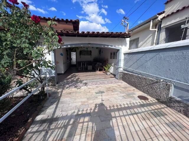 #1854 - Casa para Venda em Belo Horizonte - MG - 2