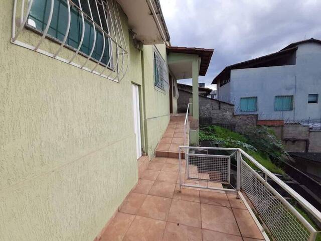 #706 - Casa para Venda em Belo Horizonte - MG - 2