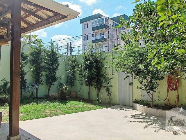 #688 - Casa para Venda em Belo Horizonte - MG - 2